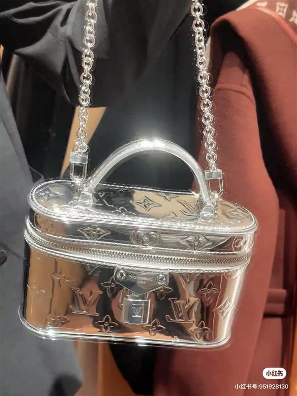 2026120185313889 260